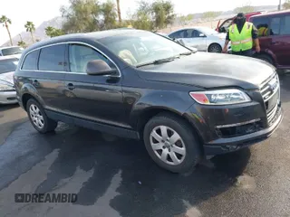 2007 Audi Q7 Premium with VIN WA1BY74L77D026669, listed as a IAAI auction lot 41927870 with 161,464 mi miles. Bid and sale history available at carsss.com. Image 1.