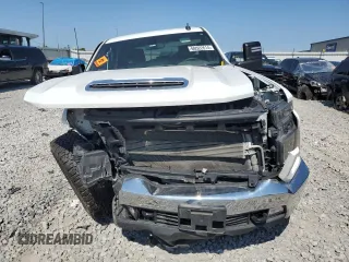 2020 Chevrolet Silverado 3500HD LT with VIN 1GC4YTEY4LF310731, listed as a Copart auction lot 69522614 with 121,916 mi miles and Salvage Title. Bid and sale history available at carsss.com. Image 5.