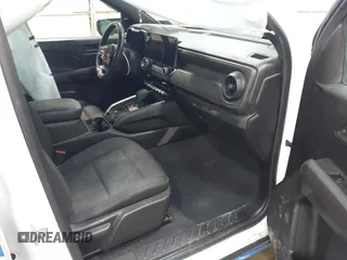 2023 Chevrolet Colorado 2WD Work Truck with VIN 1GCPSBEK3P1230828, listed as a IAAI auction lot 42211557 with 35,153 mi miles and . Bid and sale history available at DreamBid. Image 5.
