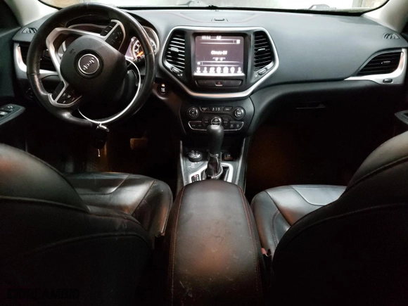 2015 Jeep Cherokee Trailhawk with VIN 1C4PJMBS1FW527469, listed as a Copart auction lot 49158905 with 111,941 mi miles and Clean Title. Bid and sale history available at carsss.com. Image 8.