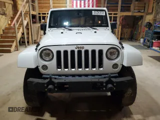 2018 Jeep Wrangler Unlimited Sahara with VIN 1C4HJWEG5JL918366, listed as a Copart auction lot 55943685 with 112,006 mi miles and Clean title. Bid and sale history available at DreamBid. Image 5.