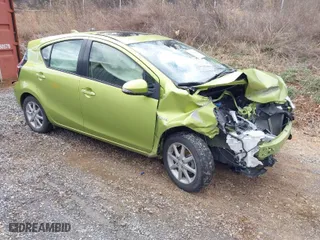 2015 Toyota Prius c One with VIN JTDKDTB38F1114272, listed as a IAAI auction lot 41224252 with 59,717 mi miles. Bid and sale history available at carsss.com. Image 1.