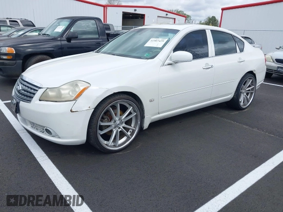 2006 Infiniti M45 Sport with VIN JNKBY01E06M208536, listed as a IAAI auction lot 41907429 with 213,767 mi miles. Bid and sale history available at carsss.com. Image 2.