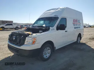 2020 Nissan NV Cargo SV z VIN 1N6BF0LY0LN812329, wystawiony jako Copart lot #54960785 z przebiegiem 155 961 mil mil oraz Szkody całkowita. Historia ofert i sprzedaży dostępna na DreamBid. Obrazek 1.