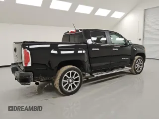 2021 GMC Canyon 4WD Denali with VIN 1GTG6EEN4M1118552, listed as a Copart auction lot 44969445 with 37,357 mi miles and Clean Title. Bid and sale history available at carsss.com. Image 3.