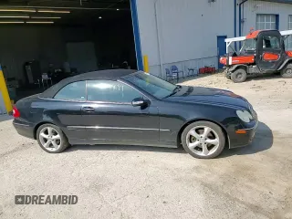 2005 Mercedes-Benz CLK 320 with VIN WDBTK65GX5T042891, listed as a Copart auction lot 60829694 with 189,085 mi miles and Salvage Title. Bid and sale history available at DreamBid. Image 10.