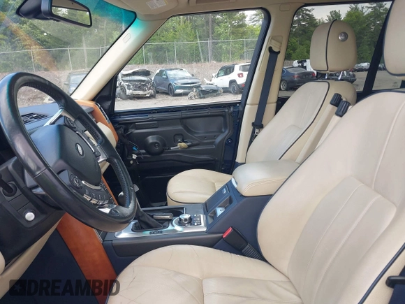 2011 Land Rover Range Rover HSE z VIN SALME1D48BA353677, wystawiony jako IAAI lot #42307656 z przebiegiem 119 810 mil mil oraz . Historia ofert i sprzedaży dostępna na DreamBid. Obrazek 5.
