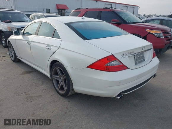 2009 Mercedes-Benz CLS-Class 5.5L with VIN WDDDJ72X49A146822, listed as a IAAI auction lot 41800020 with 157,984 mi miles. Bid and sale history available at carsss.com. Image 3.