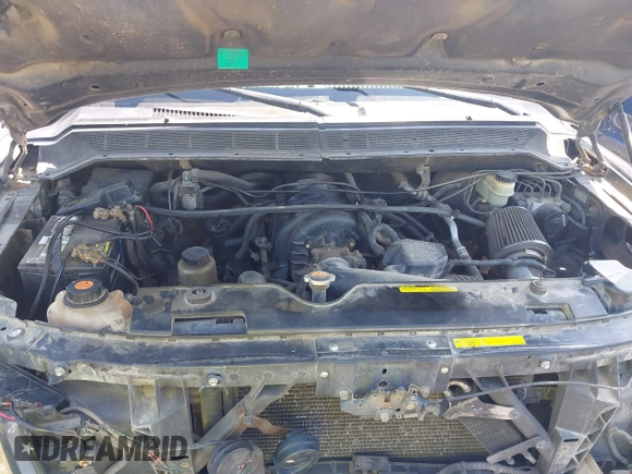 2005 Nissan Titan LE with VIN 1N6AA07B05N509859, listed as a IAAI auction lot 42662424 with 252,000 mi miles and . Bid and sale history available at DreamBid. Image 10.