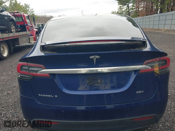 2016 Tesla Model X 70D with VIN 5YJXCBE20GF016173, listed as a IAAI auction lot 41809725 with 116,198 mi miles. Bid and sale history available at carsss.com. Image 16.