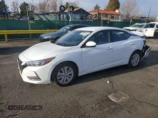 2023 Nissan Sentra S z VIN 3N1AB8BV8PY306078, wystawiony jako Copart lot #51813805 z przebiegiem 79 133 mil mil oraz Szkoda całkowita • Salvage title. Historia ofert i sprzedaży dostępna na DreamBid. Obrazek 1.