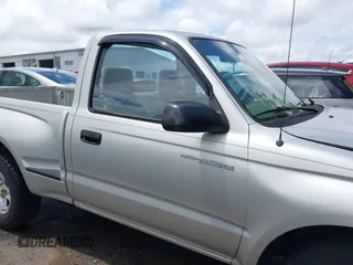 2001 Toyota Tacoma z VIN 5TENL42N81Z781994, wystawiony jako IAAI lot #42257348 z przebiegiem 196 508 mil mil oraz . Historia ofert i sprzedaży dostępna na DreamBid. Obrazek 13.
