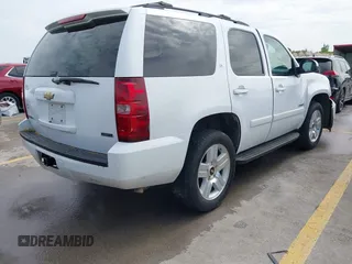 2008 Chevrolet Tahoe 1LT с VIN 1GNFC13018R133979, выставлен на аукционе IAAI как лот 42608904 с пробегом 261 711 миль миль и . История ставок и продаж доступна на DreamBid. Изображение 4.