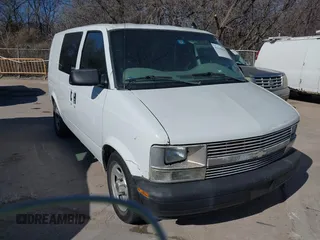 2004 Chevrolet Astro Cargo Van with VIN 1GCDM19X84B114706, listed as a IAAI auction lot 41410630 with 210,443 mi miles. Bid and sale history available at carsss.com. Image 6.