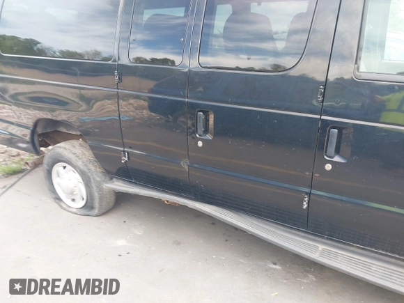 2006 Ford Econoline Passenger XL with VIN 1FDSS31L76DA36925, listed as a IAAI auction lot 42322354 with 114,834 mi miles and . Bid and sale history available at DreamBid. Image 6.