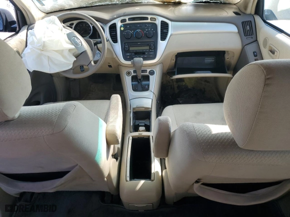 2005 Toyota Highlander with VIN JTEDP21A350047557, listed as a Copart auction lot 49055085 with 0 mi miles and Clean Title. Bid and sale history available at carsss.com. Image 8.