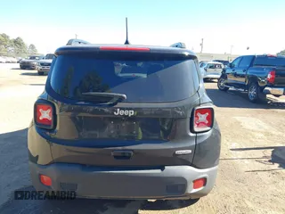 2018 Jeep Renegade Latitude z VIN ZACCJABB8JPJ60781, wystawiony jako IAAI lot #41411050 z przebiegiem 72 236 mil mil oraz . Historia ofert i sprzedaży dostępna na DreamBid. Obrazek 16.