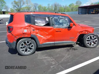 2017 Jeep Renegade Latitude z VIN ZACCJABB4HPG33377, wystawiony jako IAAI lot #41967663 z przebiegiem 141 201 mil mil oraz . Historia ofert i sprzedaży dostępna na DreamBid. Obrazek 12.