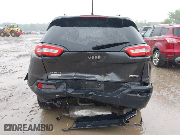 2016 Jeep Cherokee Latitude z VIN 1C4PJMCS3GW242644, wystawiony jako IAAI lot #42491524 z przebiegiem 77 784 mil mil oraz . Historia ofert i sprzedaży dostępna na DreamBid. Obrazek 15.