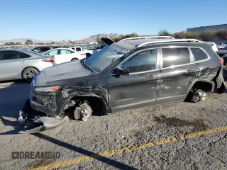 2016 Jeep Cherokee Limited with VIN 1C4PJMDS2GW186016, listed as a Copart auction lot 88911825 with 158,833 mi miles and Salvage Title. Bid and sale history available at carsss.com. Image 1.
