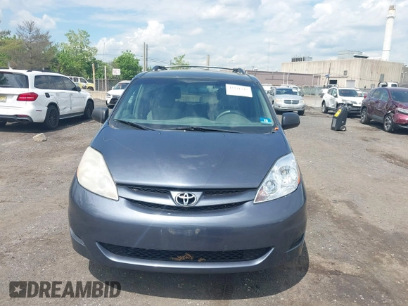 2007 Toyota Sienna CE with VIN 5TDZK23C77S030350, listed as a IAAI auction lot 42231747 with 218,321 mi miles and . Bid and sale history available at carsss.com. Image 6.