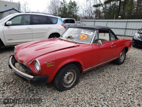 1977 FIAT 124 Spider z VIN 124CS10119615, wystawiony jako Copart lot #54527635 z przebiegiem 92 780 mil mil oraz Czysty tytuł • Clean title. Historia ofert i sprzedaży dostępna na DreamBid. Obrazek 1.