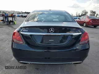 2019 Mercedes-Benz C 300 with VIN 55SWF8DB6KU316217, listed as a Copart auction lot 57811325 with 43,054 mi miles and Salvage title. Bid and sale history available at DreamBid. Image 6.