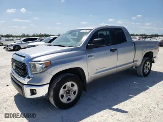 2020 Toyota Tundra 2WD SR with VIN 5TFRY5F17LX260081, listed as a Copart auction lot 44871083 with 109,993 mi miles. Bid and sale history available at carsss.com. Image 1.