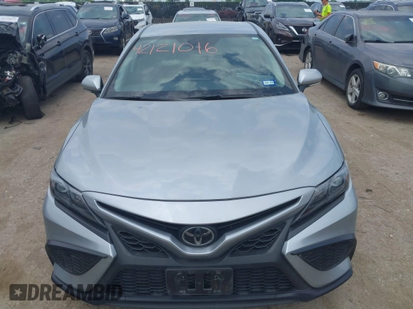2023 Toyota Camry SE z VIN 4T1G11AK9PU155937, wystawiony jako IAAI lot #42121016 z przebiegiem 35 523 mil mil oraz . Historia ofert i sprzedaży dostępna na DreamBid. Obrazek 12.