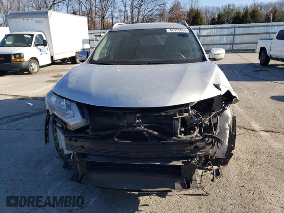 2019 Nissan Rogue SV with VIN 5N1AT2MT0KC752712, listed as a Copart auction lot 42323855 with 77,787 mi miles and Salvage Title. Bid and sale history available at DreamBid. Image 5.