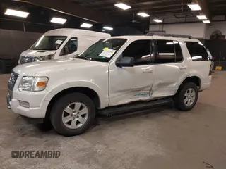 2010 Ford Explorer XLT with VIN 1FMEU6DE8AUA26953, listed as a IAAI auction lot 42169243 with 151,302 mi miles. Bid and sale history available at carsss.com. Image 18.