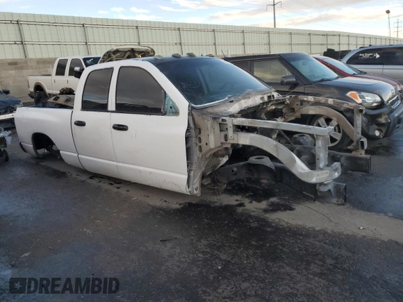 2006 Dodge 2500 SLT z VIN 1D7KS28C56J171378, wystawiony jako Copart lot #45414065 z przebiegiem Nie podano mil oraz Szkoda całkowita • Salvage title. Historia ofert i sprzedaży dostępna na DreamBid. Obrazek 4.