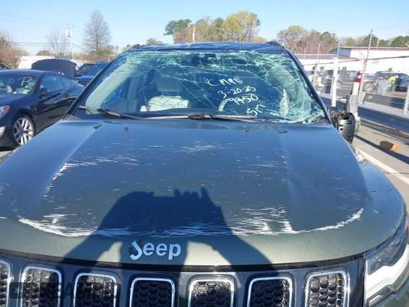 2021 Jeep Compass Limited with VIN 3C4NJDCB7MT599950, listed as a IAAI auction lot 41879491 with 67,282 mi miles and . Bid and sale history available at carsss.com. Image 6.