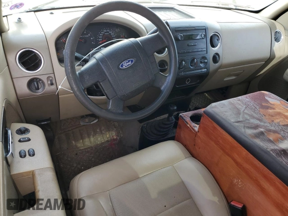 2006 Ford F-150 XL with VIN 1FTRF14W46NA81042, listed as a Copart auction lot 56927865 with 199,446 mi miles and Clean title. Bid and sale history available at DreamBid. Image 8.