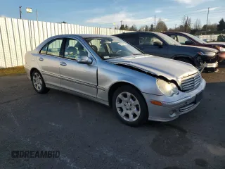 2005 Mercedes-Benz C 240 with VIN WDBRF81J35F674190, listed as a Copart auction lot 42167015 with 157,003 mi miles and Salvage Title. Bid and sale history available at DreamBid. Image 4.