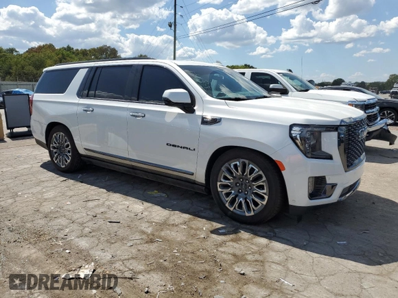 2023 GMC Yukon XL Denali Ultimate with VIN 1GKS2KKL7PR539098, listed as a Copart auction lot 66517064 with 1,309 mi miles and Salvage Title. Bid and sale history available at carsss.com. Image 4.