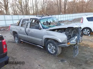 2005 Chevrolet Avalanche LS with VIN 3GNEC12Z75G229431, listed as a IAAI auction lot 41293938 with Not provided miles and . Bid and sale history available at DreamBid. Image 1.