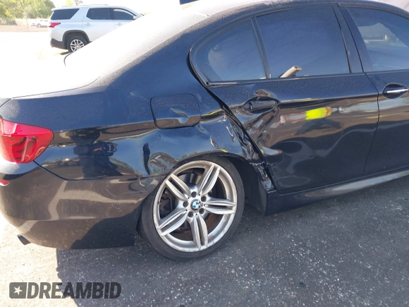 2015 BMW 5 Series 535i xDrive with VIN WBA5B3C54FD541138, listed as a IAAI auction lot 42043269 with 172,714 mi miles. Bid and sale history available at carsss.com. Image 6.