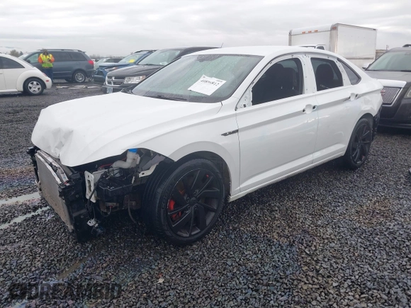 2019 Volkswagen Jetta GLI S z VIN 3VW6T7BU2KM202992, wystawiony jako IAAI lot #40896812 z przebiegiem 44 348 mil mil oraz . Historia ofert i sprzedaży dostępna na DreamBid. Obrazek 2.