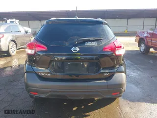 2019 Nissan Kicks SV with VIN 3N1CP5CU9KL568079, listed as a IAAI auction lot 41219531 with 140,033 mi miles. Bid and sale history available at carsss.com. Image 17.