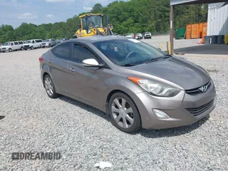 2013 Hyundai Elantra GLS z VIN 5NPDH4AE8DH323703, wystawiony jako IAAI lot #42148591 z przebiegiem 113 309 mil mil oraz . Historia ofert i sprzedaży dostępna na DreamBid. Obrazek 1.