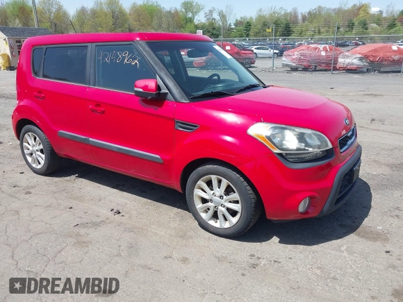 2013 Kia Soul ! with VIN KNDJT2A62D7525293, listed as a IAAI auction lot 42148962 with 171,673 mi miles. Bid and sale history available at carsss.com. Image 1.