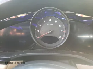 2019 Porsche Cayenne z VIN WP1AA2AY0KDA15514, wystawiony jako Copart lot #41325083 z przebiegiem Nie podano mil oraz . Historia ofert i sprzedaży dostępna na DreamBid. Obrazek 9.