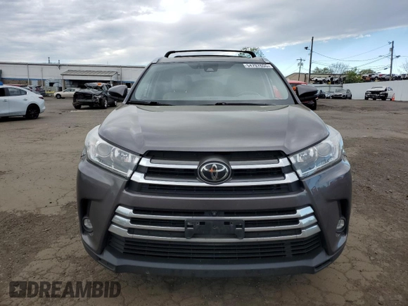 2019 Toyota Highlander Limited with VIN 5TDDZRFH0KS992455, listed as a Copart auction lot 54707655 with 408,319 mi miles and Salvage title. Bid and sale history available at DreamBid. Image 5.