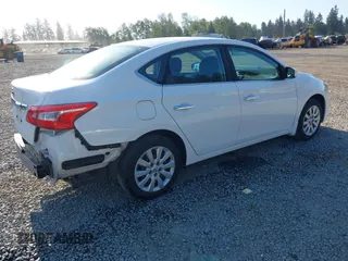 2017 Nissan Sentra SR z VIN 3N1AB7AP5HY383375, wystawiony jako IAAI lot #42171361 z przebiegiem 67 401 mil mil oraz . Historia ofert i sprzedaży dostępna na DreamBid. Obrazek 4.