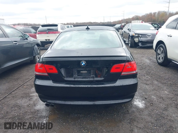 2009 BMW 3 Series 328i xDrive with VIN WBAWV535X9P080957, listed as a IAAI auction lot 40878730 with 94,892 mi miles and . Bid and sale history available at carsss.com. Image 16.