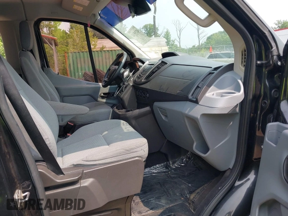 2015 Ford Transit XL z VIN 1FMZK1YM7FKA38364, wystawiony jako IAAI lot #42359342 z przebiegiem 164 544 mil mil oraz . Historia ofert i sprzedaży dostępna na DreamBid. Obrazek 5.