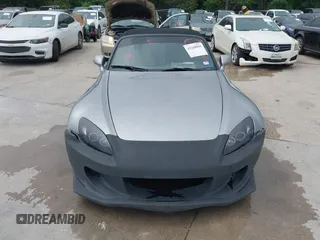 2001 Honda S2000 z VIN JHMAP114X1T009052, wystawiony jako IAAI lot #42264098 z przebiegiem 145 313 mil mil oraz . Historia ofert i sprzedaży dostępna na DreamBid. Obrazek 6.