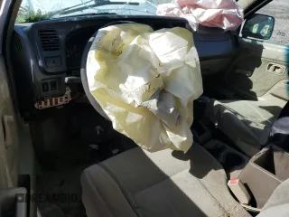 1999 Nissan Frontier XE с VIN 1N6ED26Y1XC308545, выставлен на аукционе Copart как лот 80168984 с пробегом Не указан миль и Списание • Salvage title. История ставок и продаж доступна на DreamBid. Изображение 8.