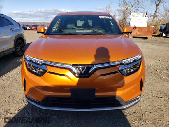 2024 VinFast VF 8 Plus с VIN RLLV1AFA8RH006674, выставлен на аукционе Copart как лот 80688824 с пробегом Не указан миль и Списание • Salvage title. История ставок и продаж доступна на DreamBid. Изображение 5.